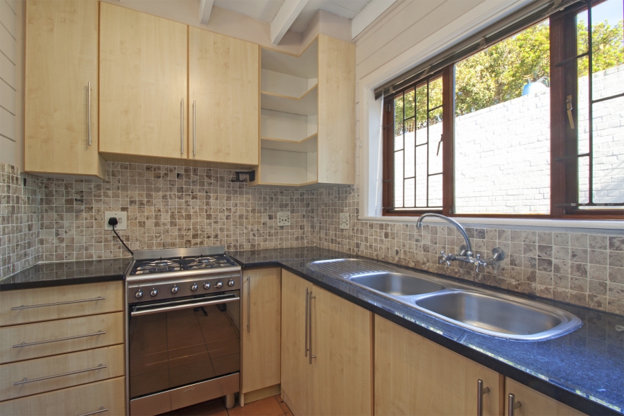 To Let 2 Bedroom Property for Rent in Kommetjie Western Cape
